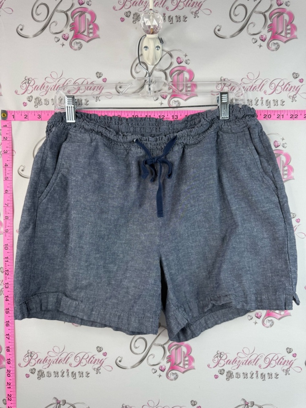 JACHS Girlfriend shorts blue navy Chambray Drawstring Shorts in Heather Navy